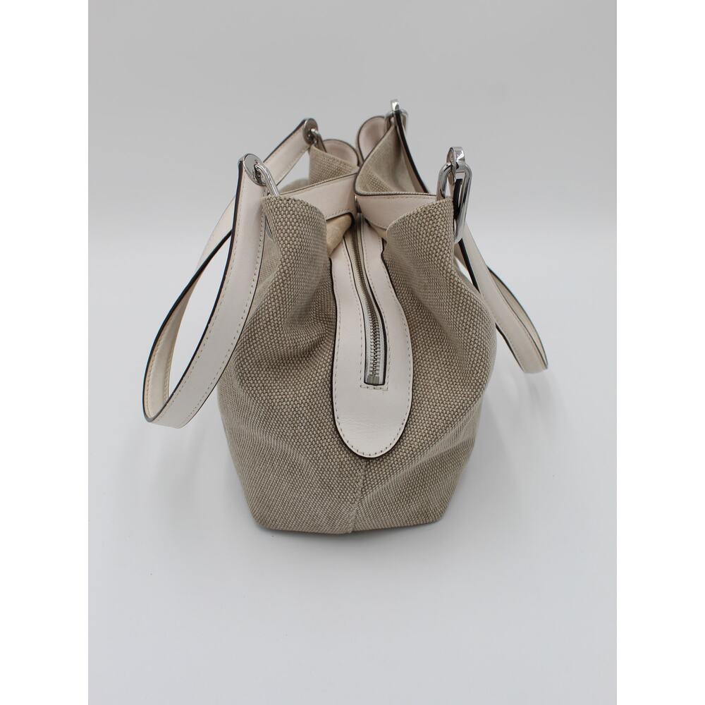 Michael Kors Raven Shoulder Bag Purse Beige White Canvas Fabric Leather Summer - Picture 5 of 12